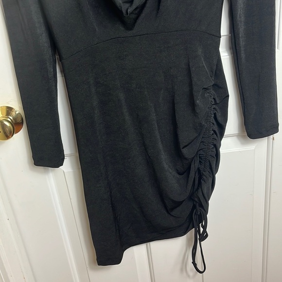 NA-KD Recycled Deep Neckline Mini Black Drawstring Dress Size L - Picture 10 of 16